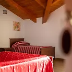 Bed & Breakfast La Mortella 5*