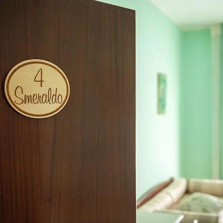 Bed and breakfast La Mortella 5*