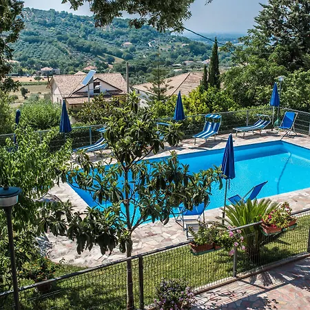La Mortella Bed & Breakfast Albanella