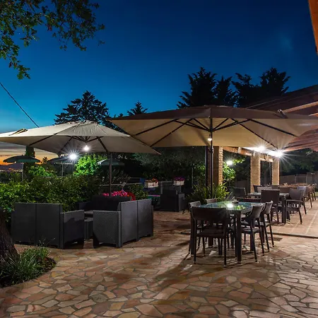 ベッド・アンド・ブレックファスト La Mortella Albanella