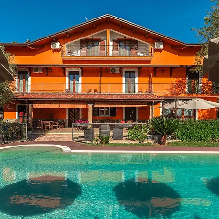 Bed & Breakfast La Mortella Albanella