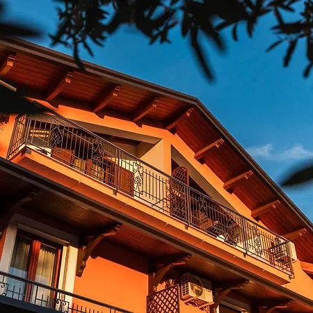 Bed & Breakfast La Mortella Albanella