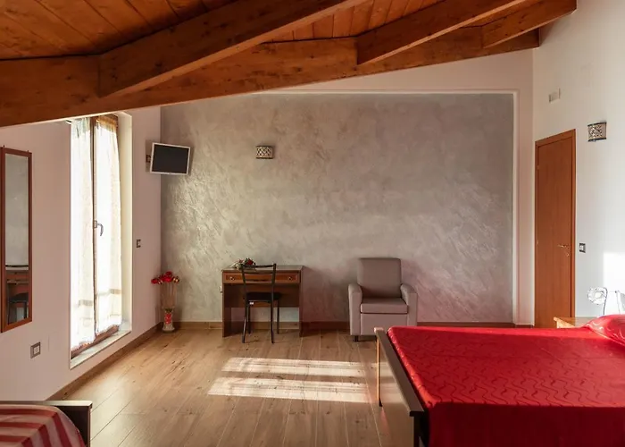 La Mortella فندق مبيت وإفطار Albanella