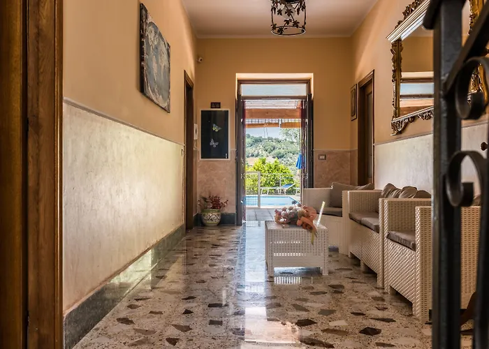 فندق مبيت وإفطار La Mortella 5*