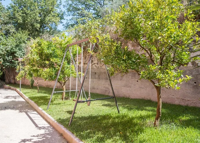 فندق مبيت وإفطار La Mortella